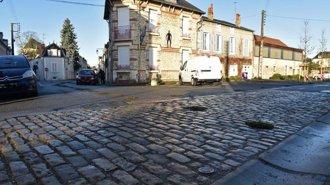 Villa Le 11 Bis à Bourges Extérieur photo